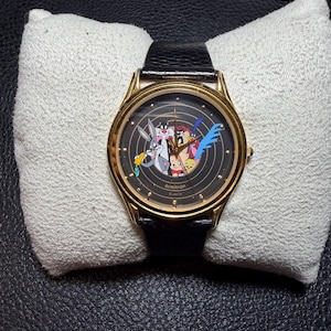 Daffy Duck Watch - Etsy Canada display picture 1