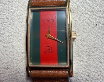 Vintage Gucci Gold Sherry Line leather band watch (working)