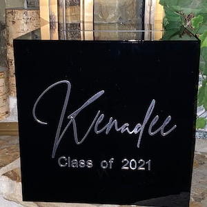 Caixa de acrílico preta para cartões, ideal para formatura, casamento, decoração de mesa de presentes e com fechadura.