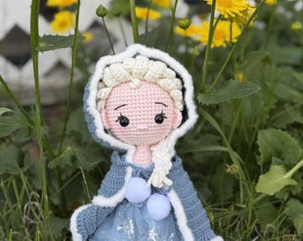 Crochet Elsa doll