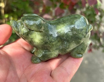 Natural Green Jade Pig Figurine Zodiac Pig Gemstone Handheld Collectible Decor