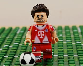 MOC-- Thomas Müller Minifigure - Football’s Funniest Genius #25, Birthday Gift for Soccer Lovers