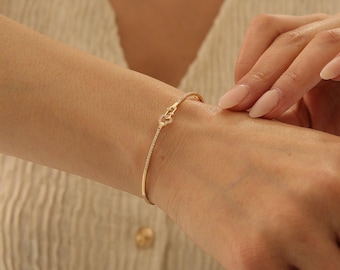 14K Solid Gold Diamond Heart Cuff Bracelet, Lab Grown Diamond Gold Bangle for Women, Handmade Romantic Jewelry, Elegant Luxury Gift