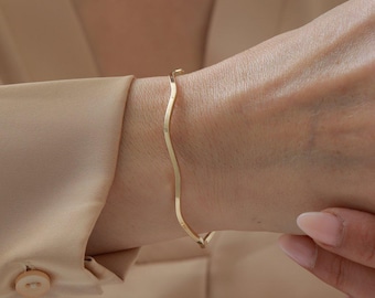 14K Solid Gold Zigzag Cuff Bracelet, Geometric Gold Bangle for Women, Handmade Modern Fine Jewelry Gift