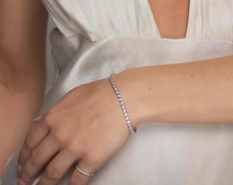 Lab Grown Diamond Tennis Bracelet, 3 CT, 14K White Gold, D-E VS1 Clarity