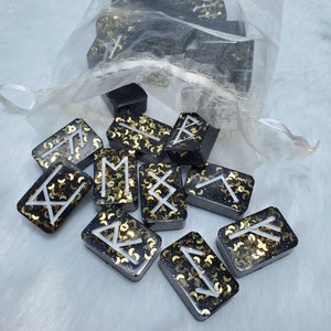 Divination Runes/Rune Stones
