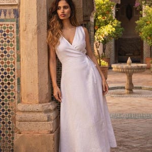 long sleeve v neck dress Simple A-line V-neck Open Back Sleeves Lace Wedding Dresses with – Musebridals pair:naomi-acrylic-flower-earring-gold Size:UK18 Dark Wash Denim Dress