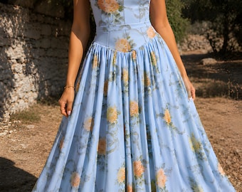 Vestido midi floral azul, vestido de alcinha, vestido de praia boho de verão, look cottagecore, vestido midi fluido, roupa de resort, roupa de férias
