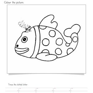 Op de afbeelding: Een zwart-wit educatief werkblad getiteld Topic: Letter 'f' Worksheet. Het bevat een lijntekening van een vis met stippen en een kleine hoorn op zijn kop, en een sectie onderaan om de gestippelde kleine letter f vier keer over te trekken.