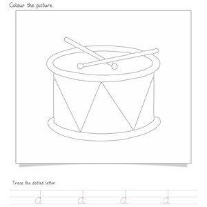 Peut inclure: Une fiche p&eacute;dagogique en noir et blanc intitul&eacute;e Letter 'd' Worksheet pr&eacute;sentant un dessin au trait d'un tambour avec deux baguettes pos&eacute;es dessus. Sous l'illustration, la lettre 'd' est pr&eacute;sent&eacute;e quatre fois en pointill&eacute;s &agrave; repasser.