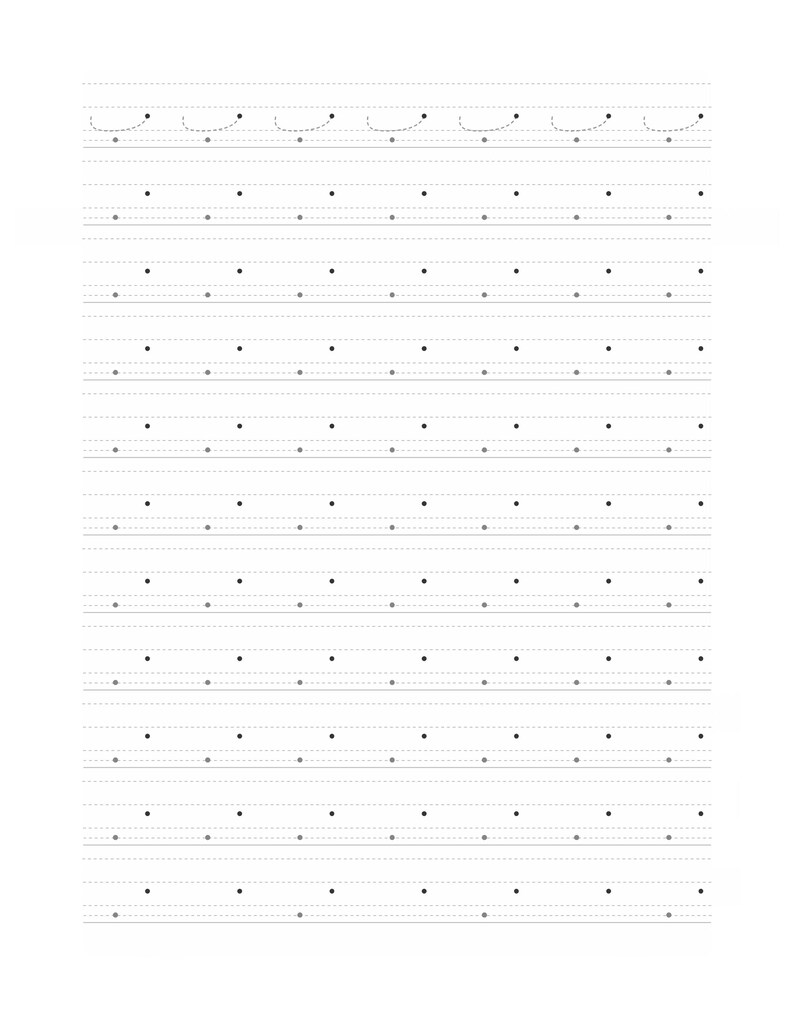 Peut inclure: Une feuille de papier d'entra&icirc;nement &agrave; l'&eacute;criture manuscrite blanche avec plusieurs rang&eacute;es de lignes horizontales. Chaque rang&eacute;e se compose d'une ligne de base solide, d'une ligne m&eacute;diane en pointill&eacute;s et d'une ligne sup&eacute;rieure.