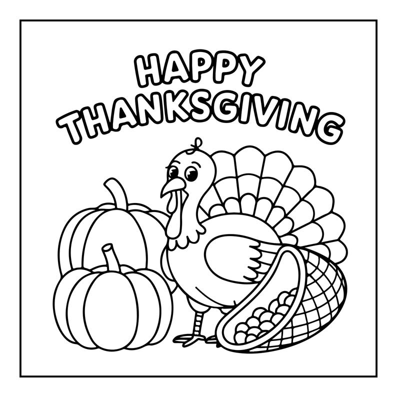Op de afbeelding: Een zwart-wit kleurplaat met een kalkoen die naast twee pompoenen en een hoorn des overvloeds vol met producten staat. De tekst HAPPY THANKSGIVING staat in dikke, omlijnde letters bovenaan de pagina gedrukt voor een feestelijk tafereel.