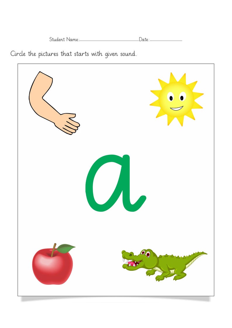 Peut inclure: Une fiche p&eacute;dagogique pr&eacute;sentant la lettre minuscule 'a' en vert au centre. Autour de la lettre se trouvent des illustrations d'un bras, d'un soleil jaune, d'une pomme rouge avec une feuille verte et d'un crocodile vert, avec du texte en haut.