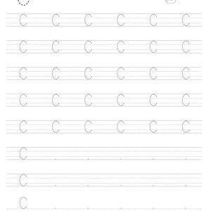 Pode incluir: Uma folha de exerc&iacute;cios educativa branca para praticar a letra C, apresentando a palavra Cat e uma pequena ilustra&ccedil;&atilde;o linear de um gatinho. A p&aacute;gina inclui v&aacute;rias linhas de letras C mai&uacute;sculas pontilhadas para tra&ccedil;ar sobre um fundo pautado.