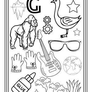 Puede incluir: Una p&aacute;gina para colorear en blanco y negro con la letra G, un gorila, un ganso, una guitarra, gafas, un globo terr&aacute;queo, guantes, un frasco de pegamento con la etiqueta GLUE, engranajes, estrellas, un iceberg, fantasmas y hierba. P&aacute;gina 14.