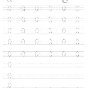 Pode incluir: Uma folha de exerc&iacute;cios educativa em preto e branco para praticar a letra Q. A p&aacute;gina apresenta a palavra Queen, uma pequena ilustra&ccedil;&atilde;o de uma rainha e v&aacute;rias linhas com letras Q pontilhadas para cobrir em papel pautado padr&atilde;o.