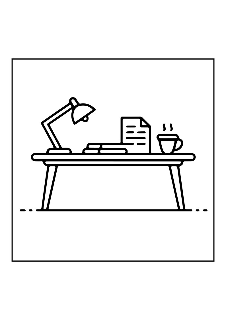 Peut inclure: Une illustration en noir et blanc au trait repr&eacute;sentant un bureau avec une lampe sur la gauche, une pile de papiers au centre et une tasse fumante sur la droite. Le bureau poss&egrave;de quatre pieds et est dessin&eacute; sur un fond blanc uni.