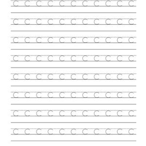 Pode incluir: Uma folha de exerc&iacute;cios branca com nove linhas horizontais de linhas tracejadas pretas. Cada linha cont&eacute;m uma s&eacute;rie de letras C mai&uacute;sculas repetidas formadas por linhas tracejadas, concebidas para a pr&aacute;tica de caligrafia e tra&ccedil;ado.
