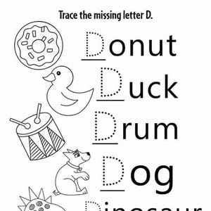 Op de afbeelding: Een zwart-wit educatief werkblad met de titel Trace the missing letter D. Het bevat illustraties van een donut, eend, trommel, hond en dinosaurus, elk gekoppeld aan het woord waarbij de letter D wordt weergegeven door een stippellijn.