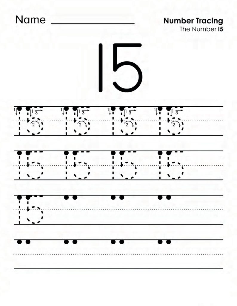 Peut inclure: Une feuille d'exercices &eacute;ducative blanche intitul&eacute;e Name et Number Tracing The Number 15. La page pr&eacute;sente un grand chiffre 15 noir en haut, suivi de trois lignes de chiffres 15 en pointill&eacute;s avec des fl&egrave;ches directionnelles et des &eacute;tapes num&eacute;rot&eacute;es.