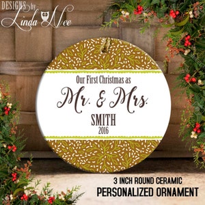 Addobbo personalizzato per il nostro primo Natale, Sig. e Sig.ra Sposi, Regalo di nozze personalizzato, Addobbo per appena sposati, Sig. e Sig.ra, Sposa Sposo OCH21