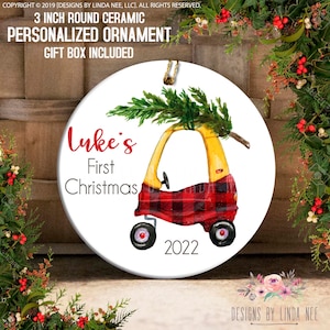 Baby&#39;s First Christmas Ornament, Personalized, Baby&#39;s First Christmas Gift, Toy Car with Christmas Tree Ornament Baby&#39;s 1st Christmas OCH280