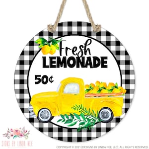 Fresh Lemonade Sign with Yellow Pickup Truck, Lemon Wreath Farmhouse Sign, Kitchen Sign, Lemon Decor X-SUM004