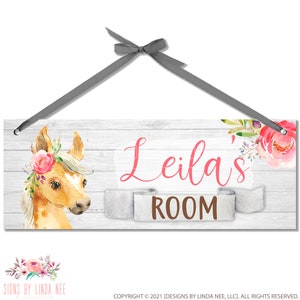 Girls Floral Horse Name Sign, Girls Bedroom Decor, Personalized Girls, Equestrian Nursery Wall Art, Child&#39;s Name Plaque, Playroom B-FRM001