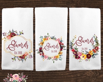 Gepersonaliseerde keuken handdoek aangepaste bruiloft geschenk Housewarming cadeau schotel handdoek Bruids Gift verjaardag douchegift monogram handdoeken KTP11