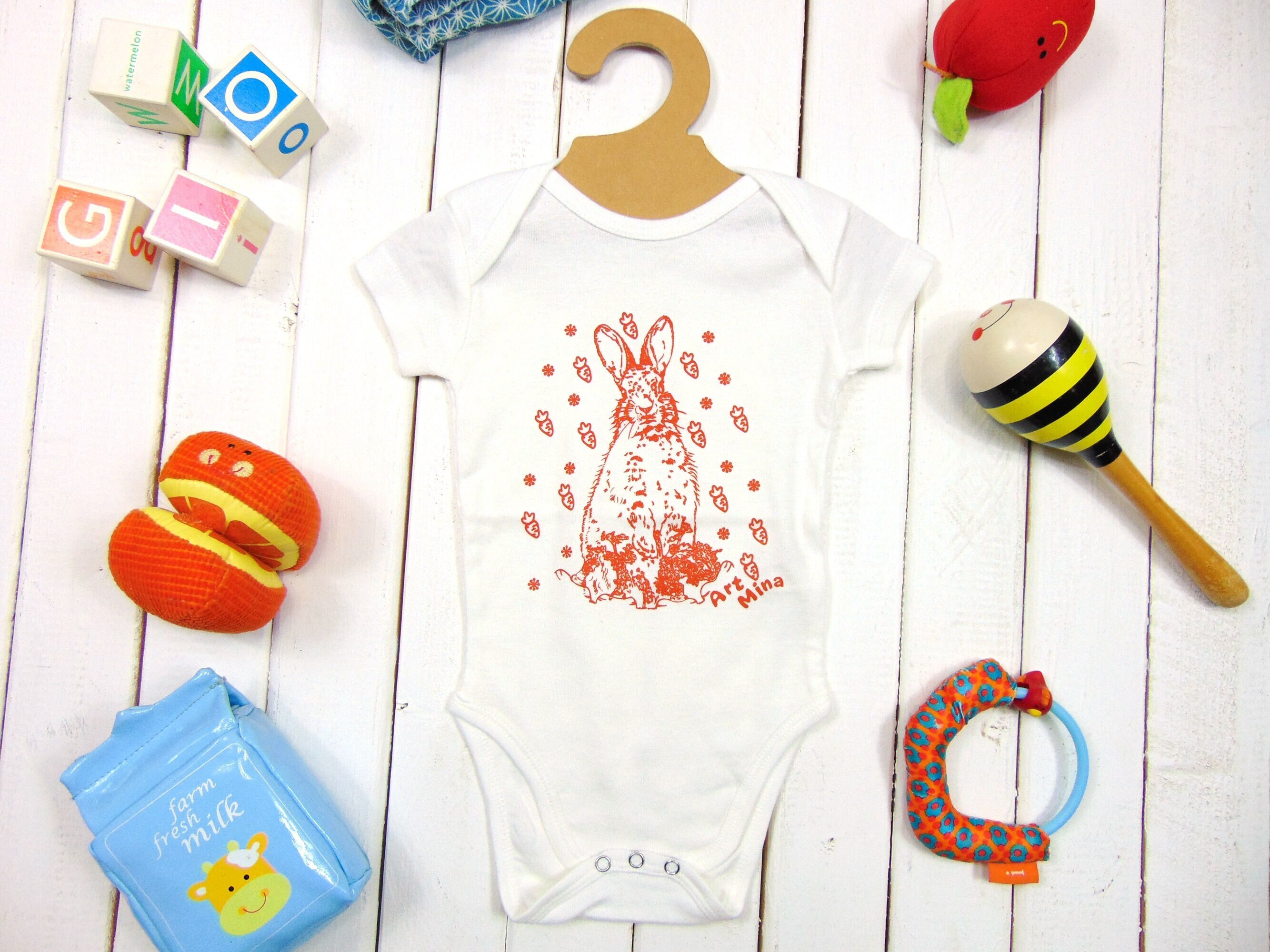 Organic Rabbit Baby Onesie, Screen Print, Cotton Bunny Infant Bodysuit, Short Sleeve for Babies