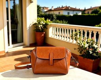 Vintage Leder Crossbody Bag für Frauen Minimalist kleine Schultertasche Retro Elegante Handtasche Minimalist Flap Design Schultertasche Geschenk für Sie
