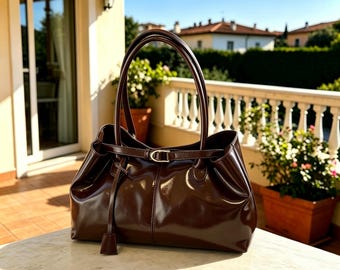 Vintage dunkelbraune Leder Umhängetasche, klassische Schnalle Detail Lackleder Tote, geräumige glänzende Schultertasche für, für den Alltag und formelle Kleidung