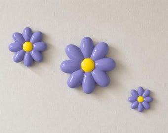 Hand-Finished Nursery Decor | girl's room, play room, Daisies