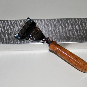 Cherry Burl Handmade Razor for Gillette Fusion Cartridge, made with super looking Black Cherry Burl and Chrome Finish Head