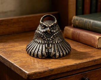 Retro Brass Owl Bell, Wind Chime Pendant. Small Desktop Ornament