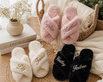 Luxury Personalized Bride Slippers Faux Fur Wedding Shoes Custom Embroidered Bridal Party Gift Bride Getting Ready Bridal Shower Gift