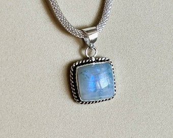 AAA Blue Flash Moonstone Necklace, Gemstone Jewelry, Zodiac, Chakra Necklace, Anniversary Gift, Birthstone Jewelry, Wedding Jewelry,