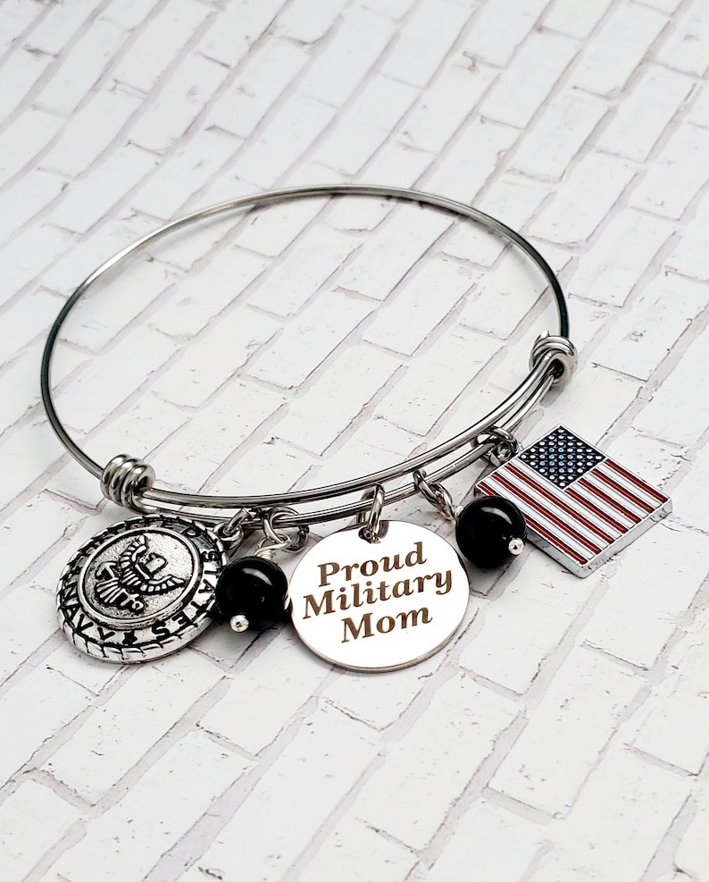 Military Mom Bracelet Army Navy Marines Charm Bracelet Patriotic Gift NEW Military Mom Bracelet Army Navy Marines Charm Bracelet Patriotic Gift NEW