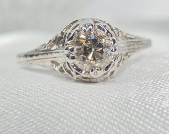 Antique Art Deco 18K White Gold Filigree Diamond Solitaire Ring Size 7.5