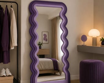Bunter gewellter Ganzkörper-Spiegel, funky Stand-Spiegel, Dopamin-Dekor-Spiegel, kundenspezifischer Farbstand-Spiegel, moderner Schlafzimmer-Spiegel, ästhetik