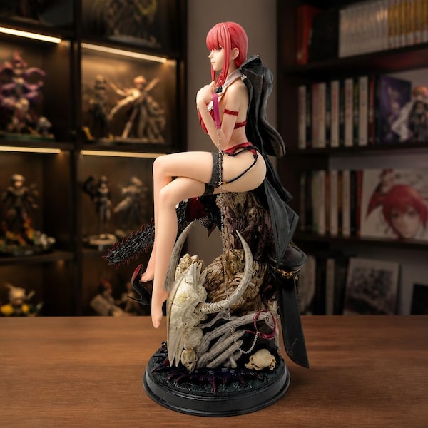 Estatua de Makima de Chainsaw Man en lencería: modelo coleccionable de anime de PVC de 46 cm.