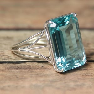 Emerald Cut Aquamarine Ring Sterling Silver Statement Ring Large Aquamarine Band Minimalist Cocktail Ring Raw Gemstone Jewelry Gift for Her