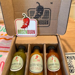 Hot Sauce Flight Gift Set – 3 Small Batch Fermented Hot Sauces, 2oz Sampler Trio, Artisan Chili Sauce, Foodie Gift