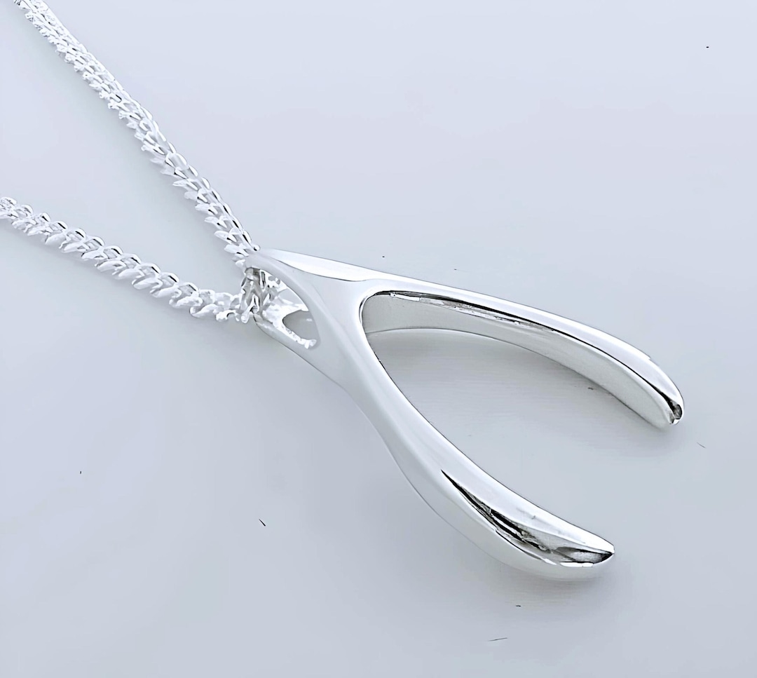 Brand Avenue 925 Silver Wishbone Pendant