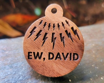 Ew David Pet Tag