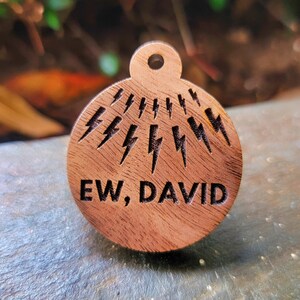 Ew David Pet Tag