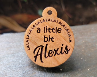 Lite Alexis-husdjursbricka