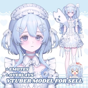 Puede incluir: Ilustración digital de un modelo VTuber azul claro con un vestido blanco, sosteniendo un accesorio en forma de fantasma. La imagen incluye el texto '+ EMOTES + OVERLAYS VTUBER MODEL FOR SELL'. El modelo tiene cabello azul claro y una diadema a juego.