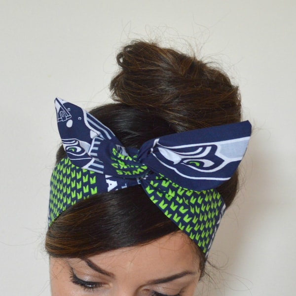 Seattle Seahawks Bow Headband, Dolly Bow