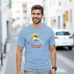 Lustiges Strand-T-Shirt, heißes Strand-Kaltgetränk-Shirt, Sommerferien-T-Shirt, lustiger Strand-Humor-Hemd, Baumwollurlaubsgeschenk